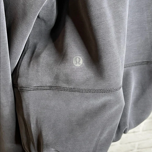 Lululemon Softstreme cropped hoodie sweatshirt - Picture 8 of 8